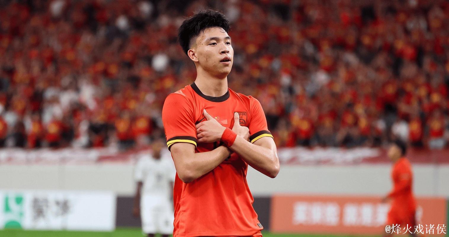 内马尔队友 青岛姆巴佩 他跟王钰栋争中超5月MVP! 内马尔队友 青岛姆巴佩 他跟王钰栋争中超5月MVP!