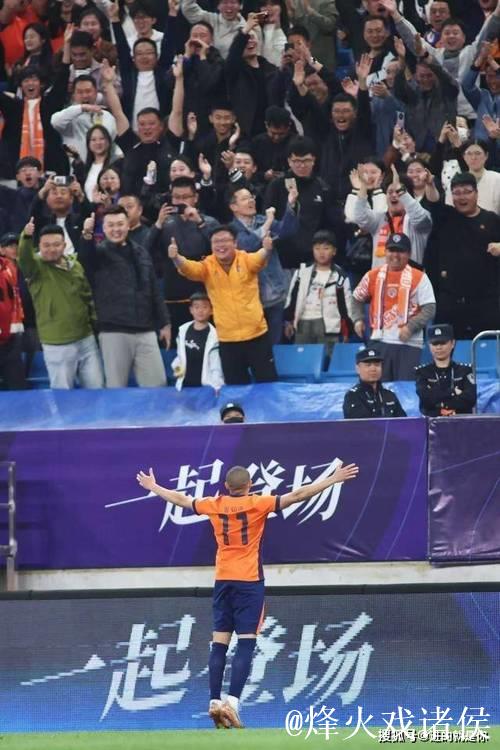 内马尔队友 青岛姆巴佩 他跟王钰栋争中超5月MVP! 内马尔队友 青岛姆巴佩 他跟王钰栋争中超5月MVP!